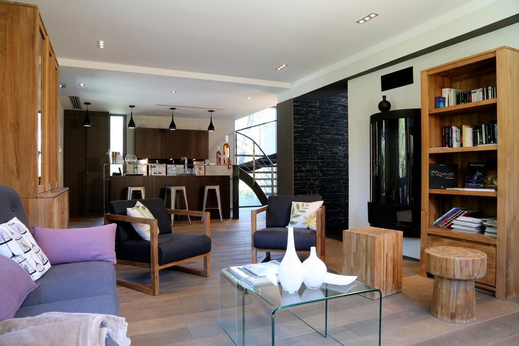 Domaine Rampale Bed & Breakfast Fuveau Ngoại thất bức ảnh