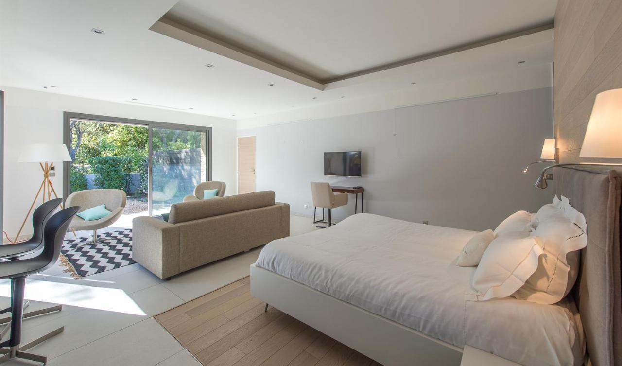 Domaine Rampale Bed & Breakfast Fuveau Ngoại thất bức ảnh